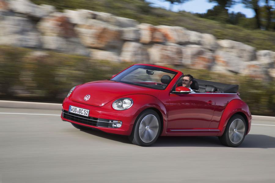  Volkswagen Beetle Cabriolet 2012 года  (фото 93 из 107)